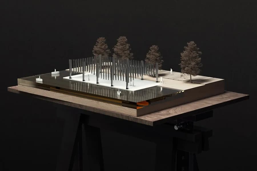 Maqueta y planos de arquitectura sobre una mesa